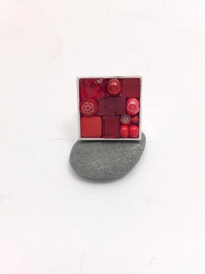 Bague rouge en émaux de verre