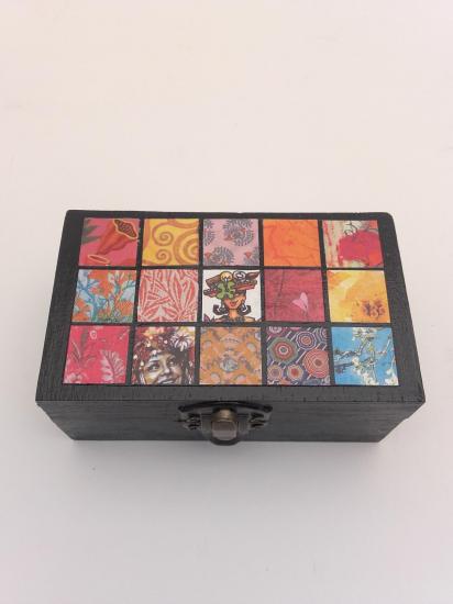 Boite à bijoux (11x6,5cm) vendue