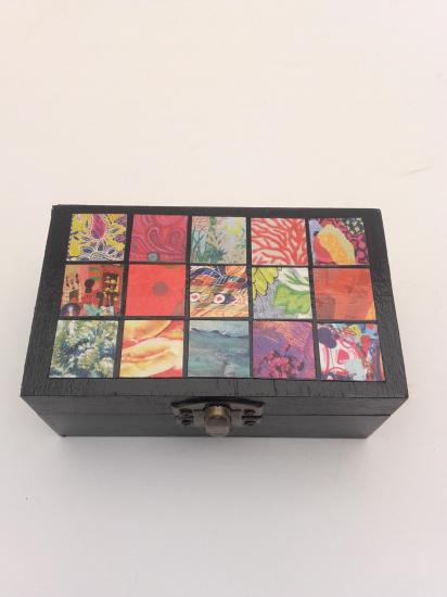 Boite à bijoux (11x6,5cm) vendue
